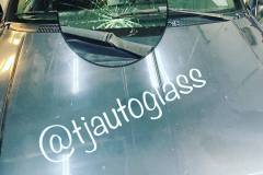 broken-windshield-and-repair-1