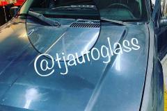 broken-windshield-and-repair-3