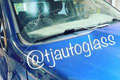 Windshield-repair-blue-car-1